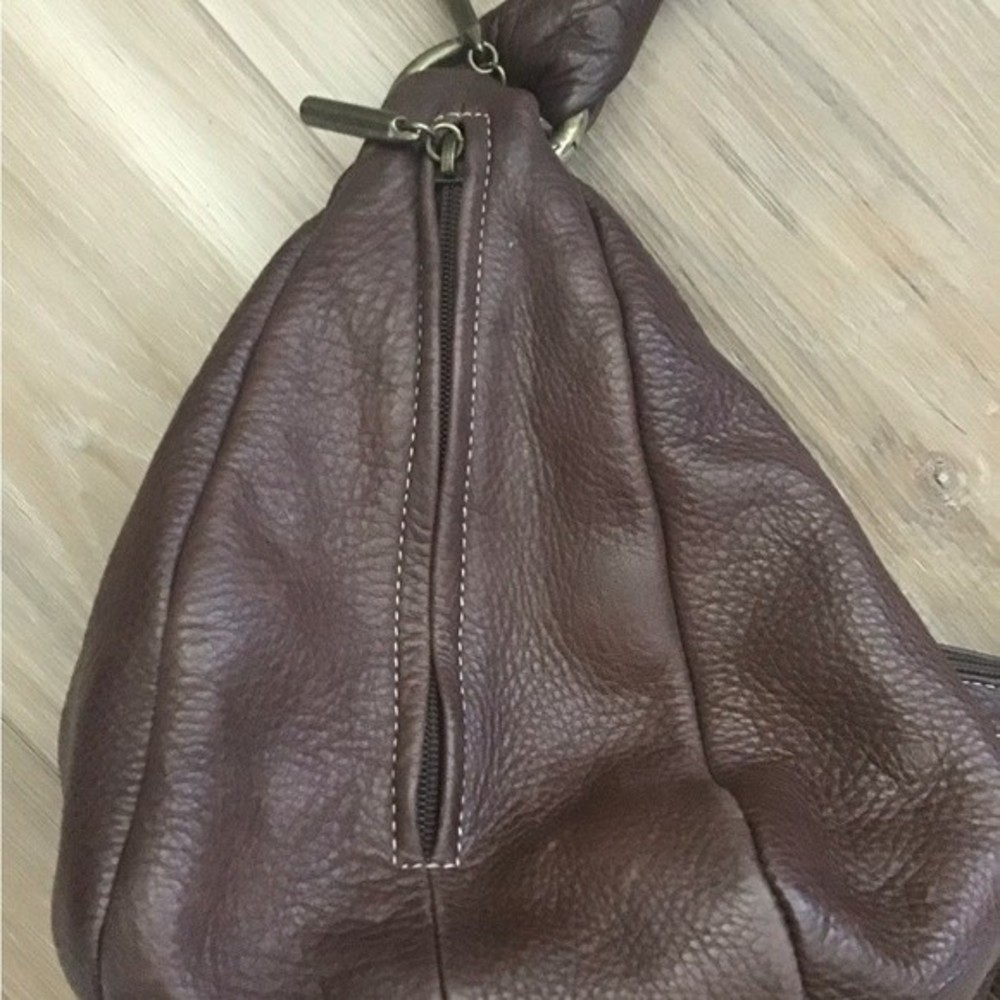 Avorio Leather Hobo Bag - Picture 5 of 7
